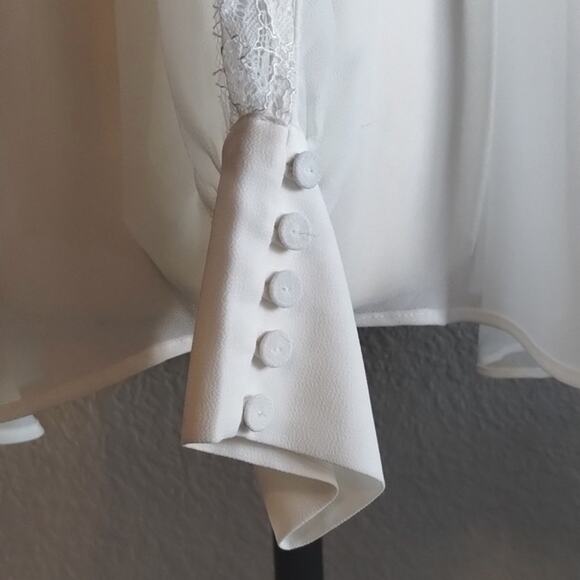 Lane Bryant NEW W/Tags Tie Neck Ivory Chiffon Blouse Lace Inset Slit Back 14/16 - Picture 6 of 16